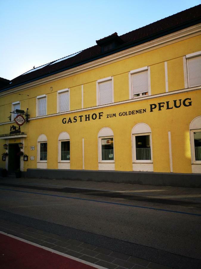 אמשטטן Gasthof Zum Goldenen Pflug מראה חיצוני תמונה